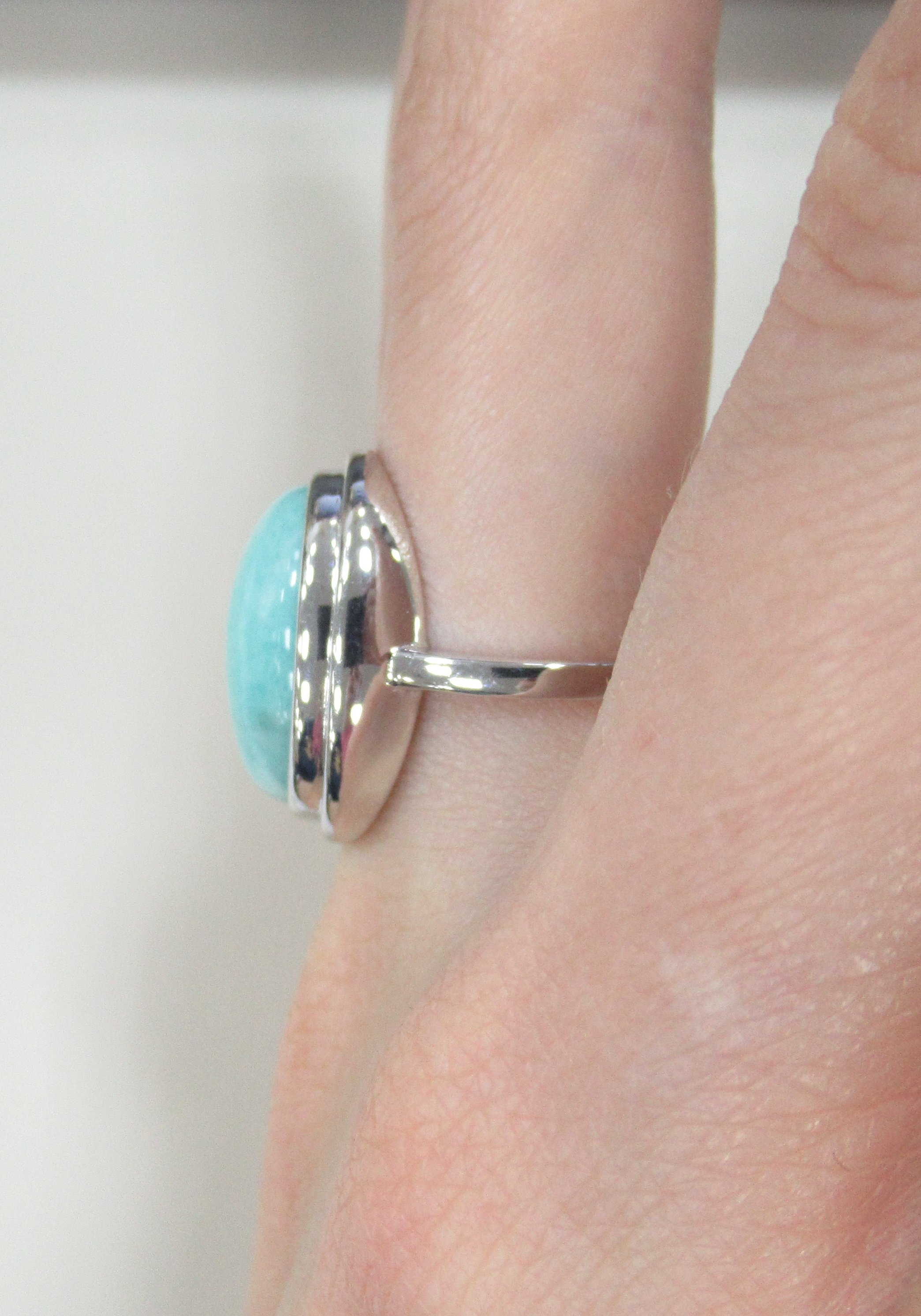 Серебряное кольцо с амазонитом